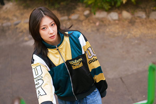 250. 安達葵紬(彼女のサーブ&レシーブ) wearing Wilson 250. 安達葵紬(彼女のサーブ&レシーブ) wearing Wilson